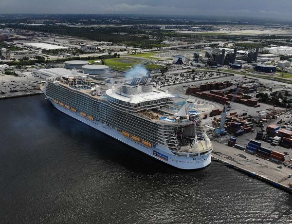 1280px-MS_Harmony_of_the_Seas_Aerial_Shot